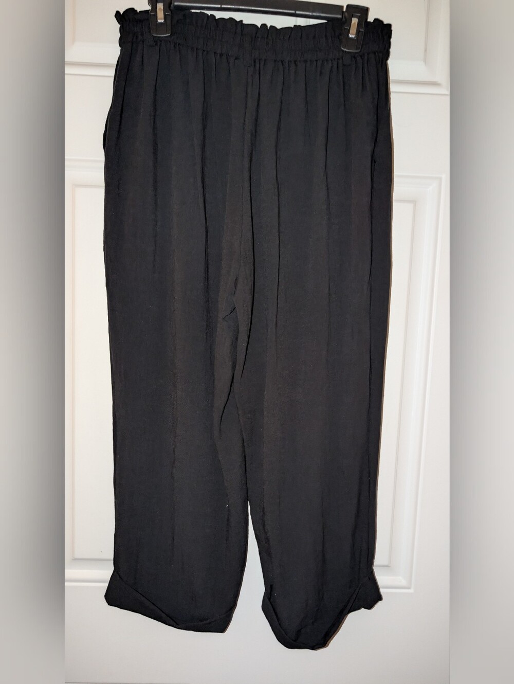 HALARA Pants Cropped Cuffed Wide Leg Size Large Black NWOT